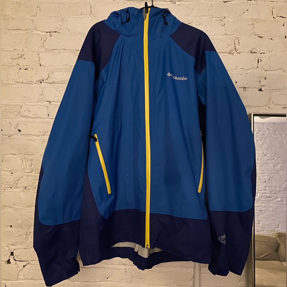 Columbia Raincoat - XL